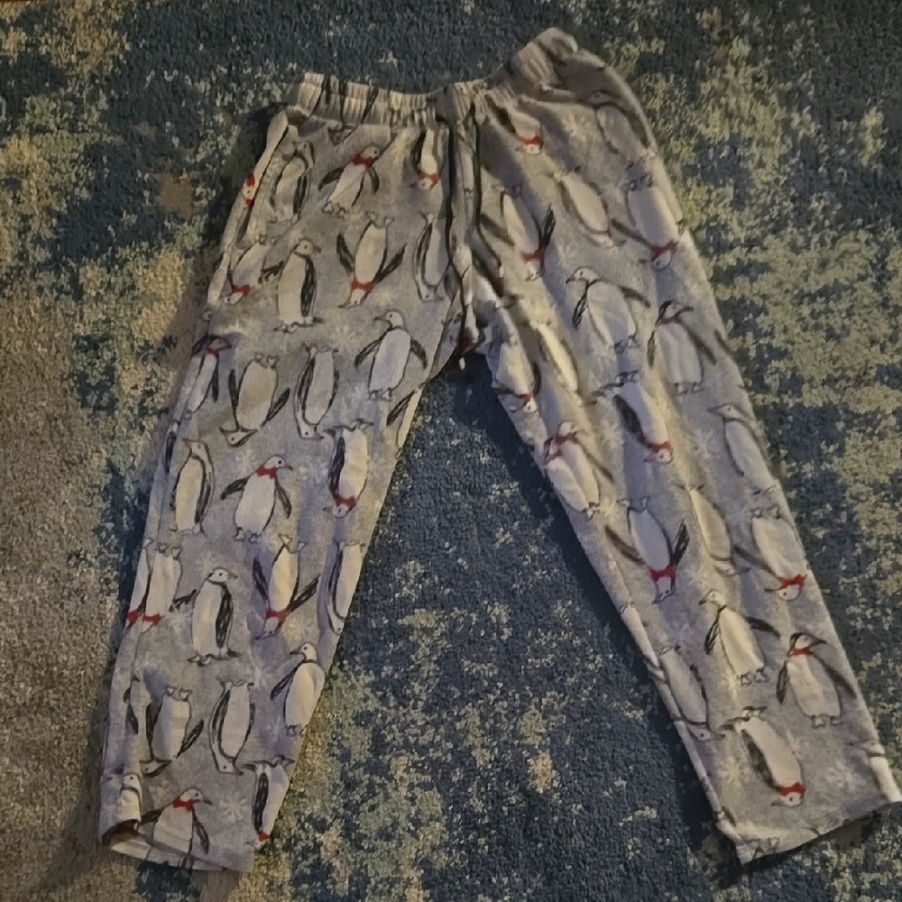Penguin Print Pajama Pants